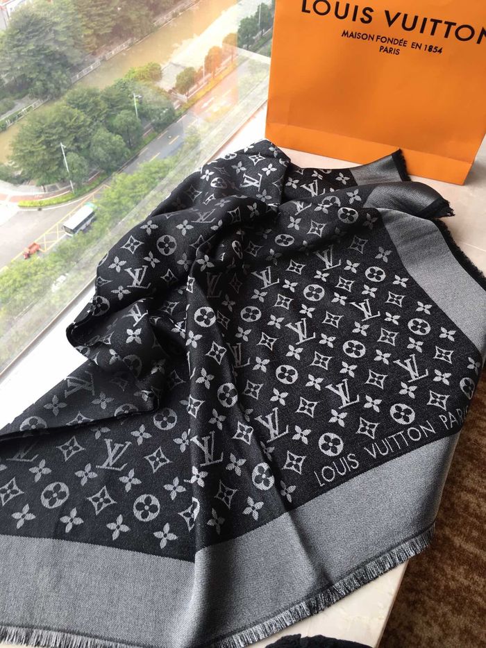 Louis Vuitton Scarf LV00082